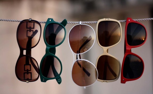 A szemüveg és a napszemüveg manapság már a divat és egyben az önkifejezés része lett.