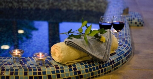 Boni Családi Wellness Hotel - Romantikus pihenés egy eldugott kis hotelben
